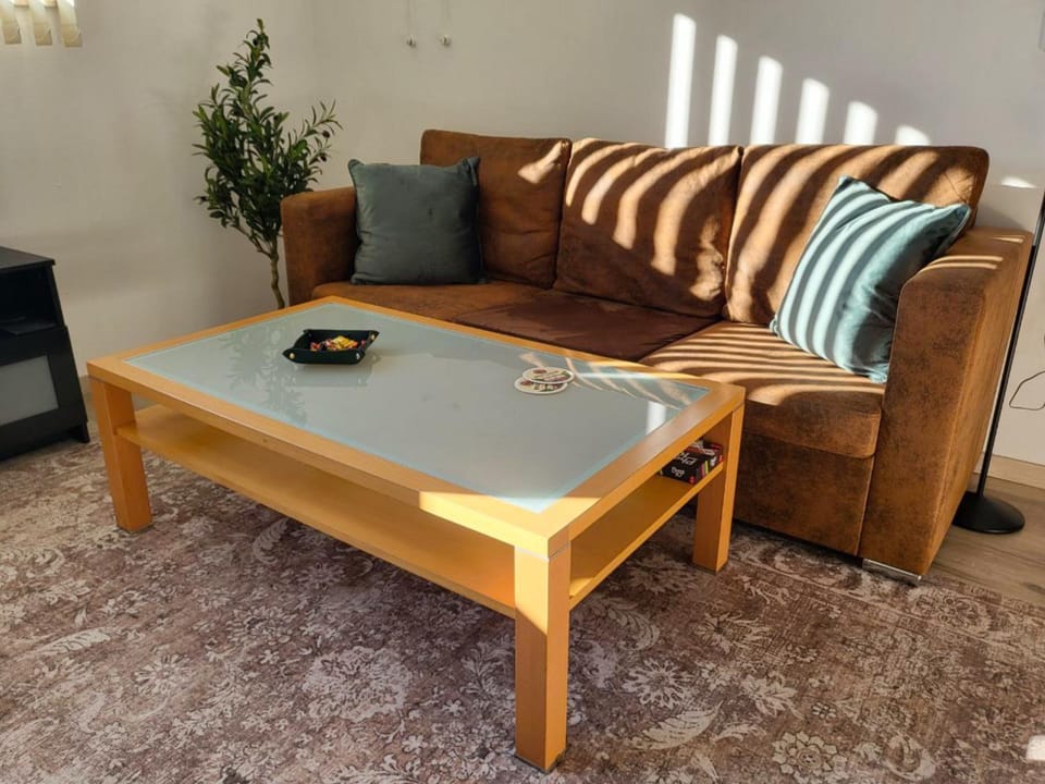 TV and multimedia, Seating area