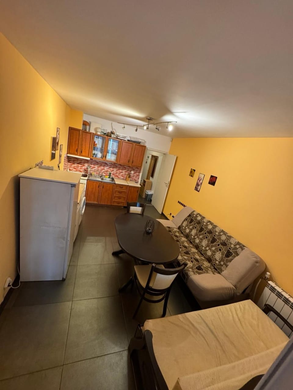 Kitchen or kitchenette, Living room, Seating area, Dining area, minibar, oven