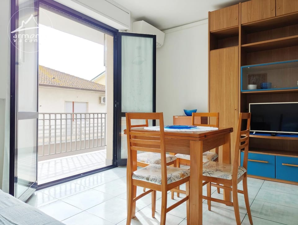 Balcony/Terrace, Dining area