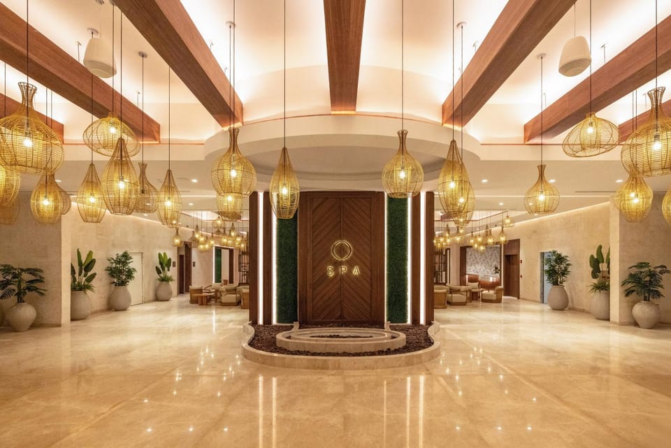 Shower, Toilet, Hot Tub, Massage, Steam room, Spa and wellness centre/facilities, Spa and wellness centre/facilities, Seating area, Bath, locker, towels