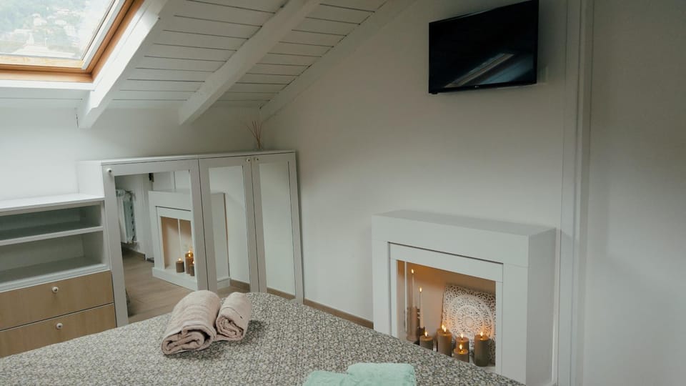 Attic in the heart of Como - Kiko's Attic Apartment in Como