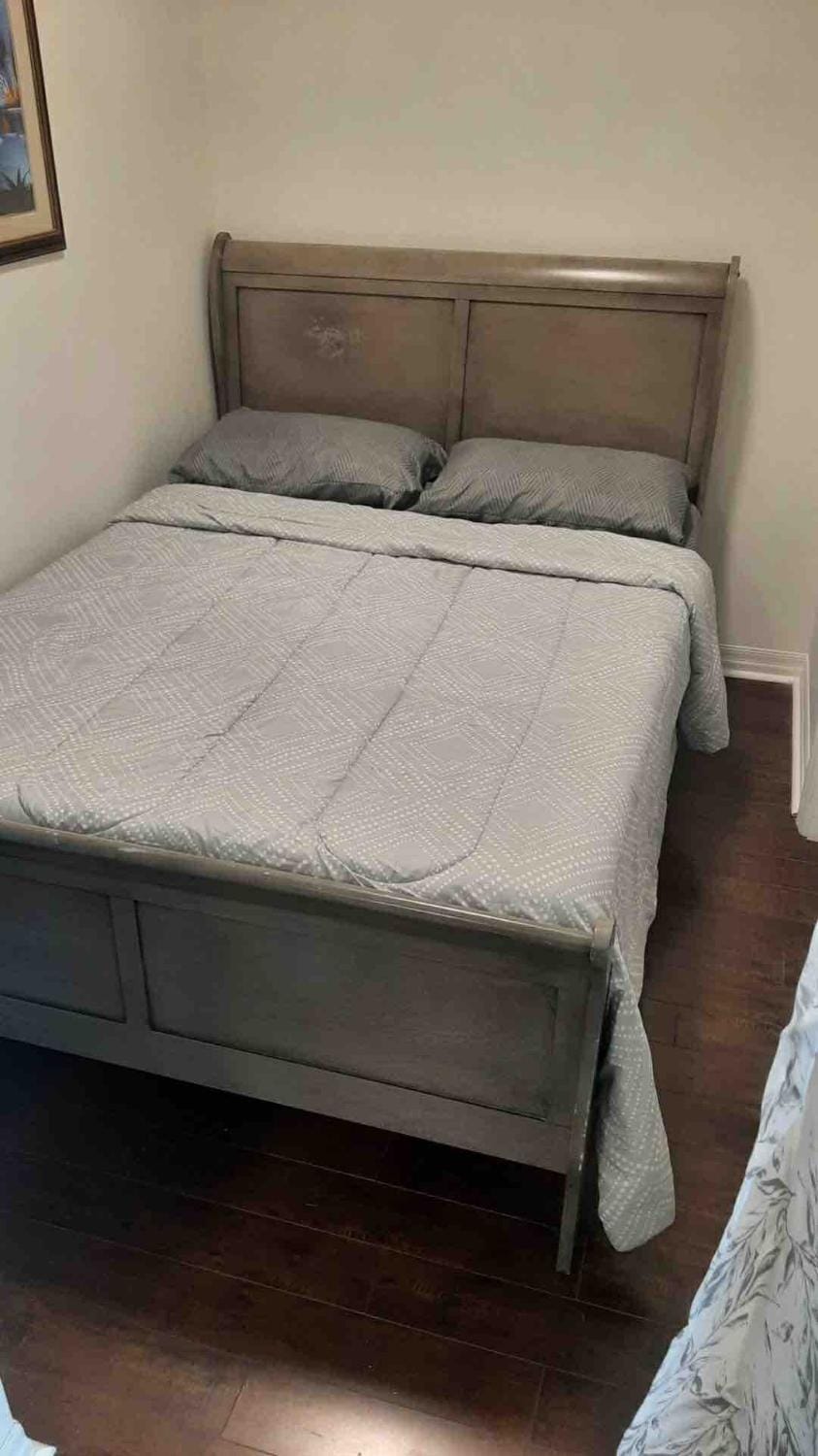 Bed, Photo of the whole room
