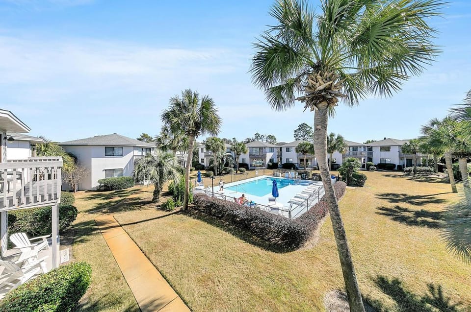 Crystal Village II 16B- Sunlit Shores House in Miramar Beach