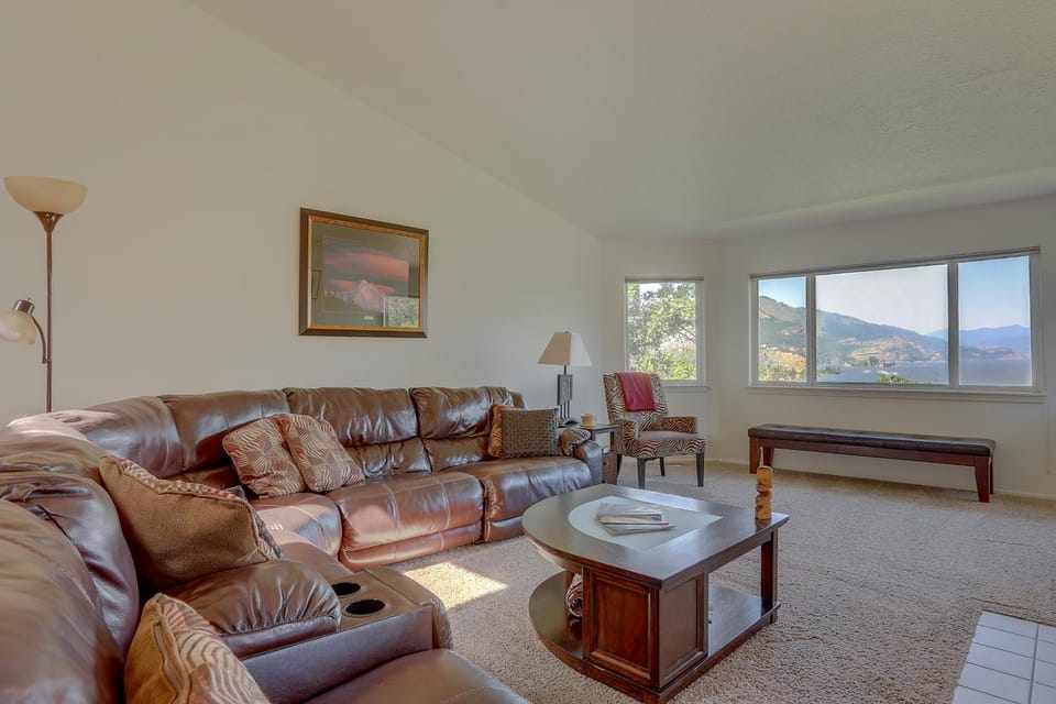 Amber Sunset House in Mosier