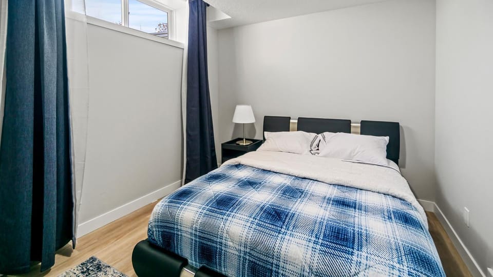 Serene Stays Apartment in Calgary