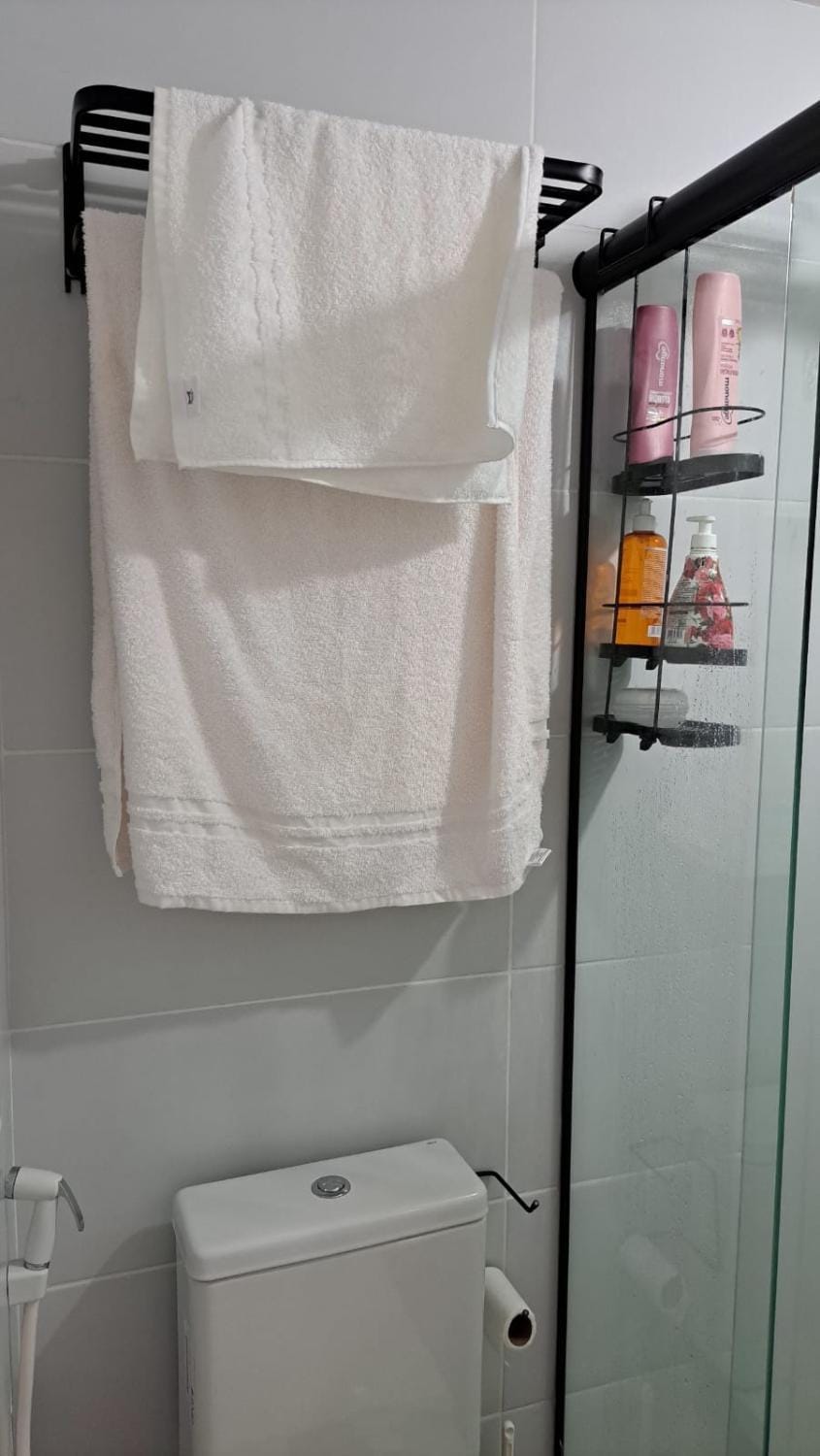 Bathroom, towels
