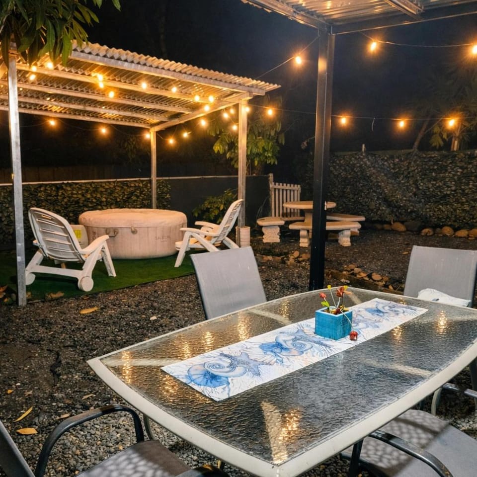 Villa jr 1 Private Jacuzzi near peñon guacalillo Villa in Puntarenas Province