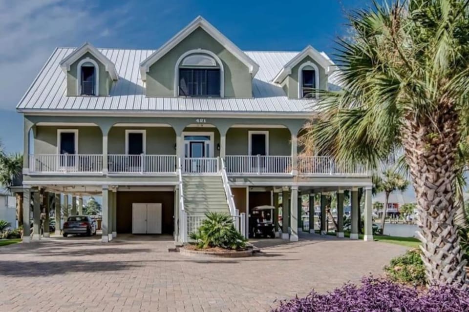 Chateau on Colony Cove House in Dauphin Island