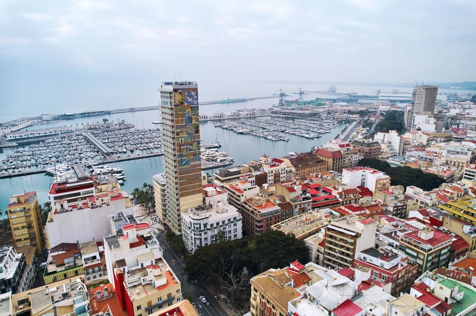 Gema histórica en Santa Cruz Doble Terraza Vistas House in Alicante
