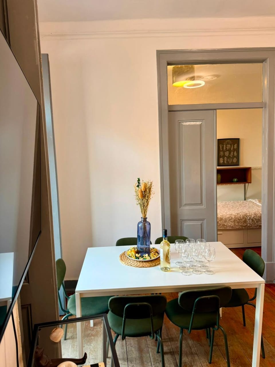 Spacious T4 Central Apartment with Iconic Tram 28 View Apartment in Lisbon