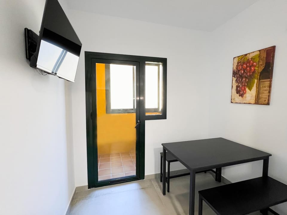 TV and multimedia, Dining area, kitchen