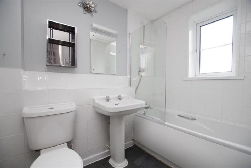 Charming 2 bedroom apartment Apartment in Swindon