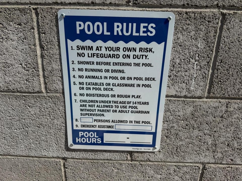 Swimming pool