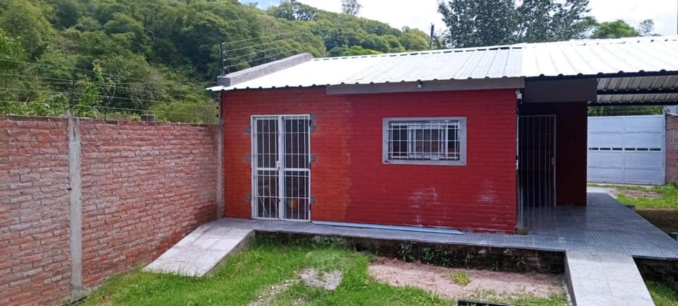 Los Girasoles House in Tucumán Province, Argentina