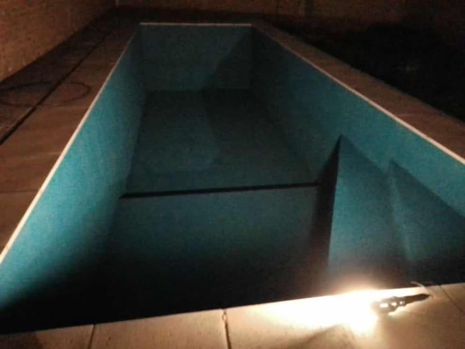 Night, Pool view