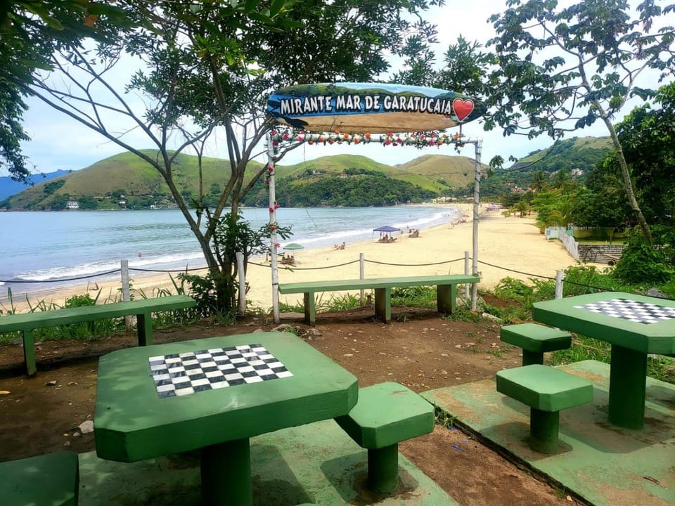 Apartamento em Garatucaia Apartment in Angra dos Reis