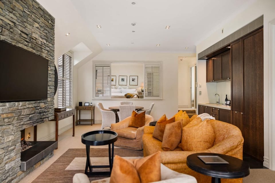Ben Lomond 2 -Top-floor lakeshore apartment Apartment in Queenstown