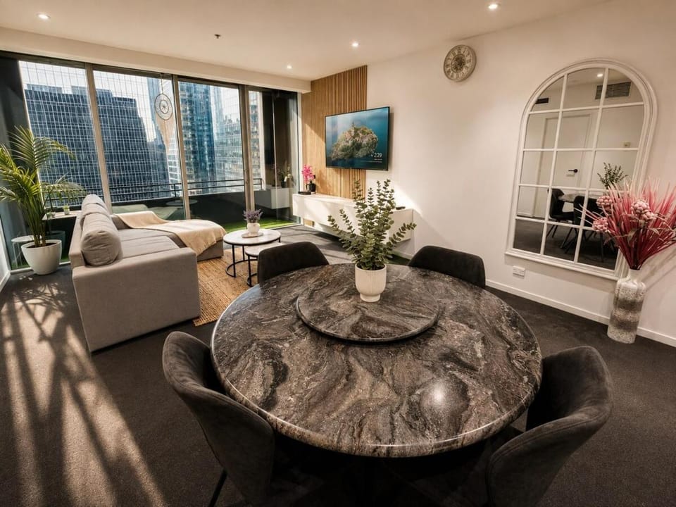 Living room, Seating area, Dining area