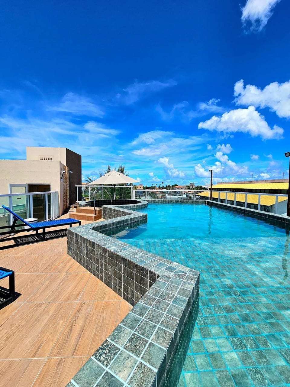 Eco Mirage Com e Sem Piscina privativa e incrível estrutura by HM Apartment in Ipojuca