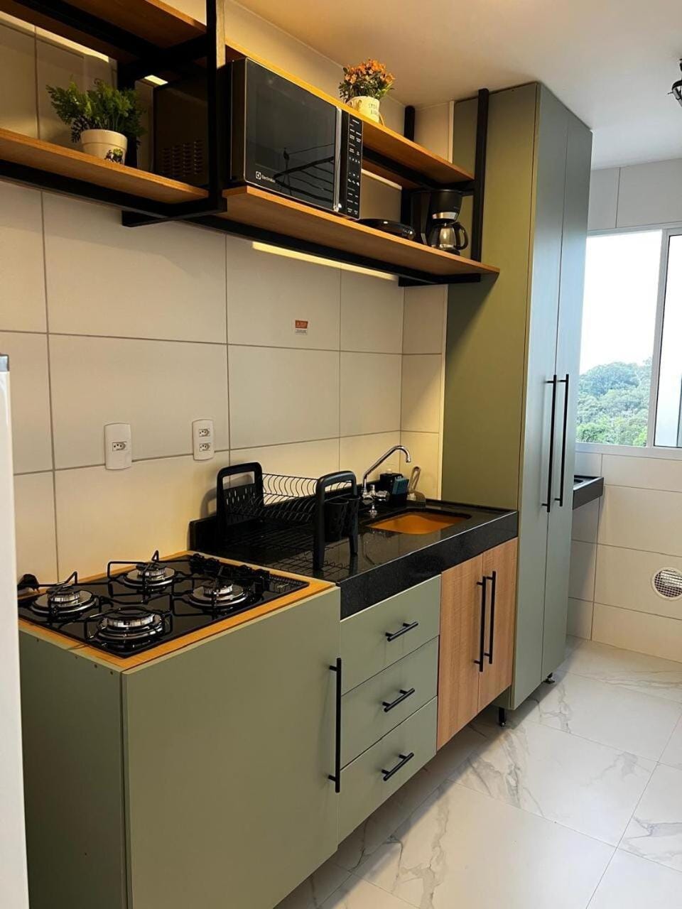 Kitchen or kitchenette