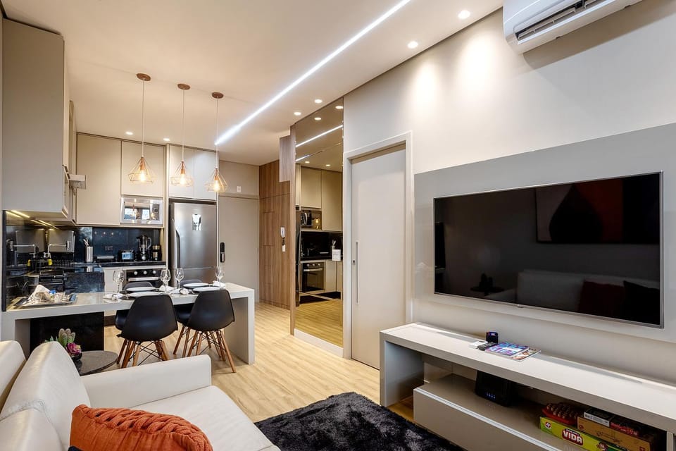 Communal lounge/ TV room, Kitchen or kitchenette, Living room, Dinner, microwave, oven, kitchen