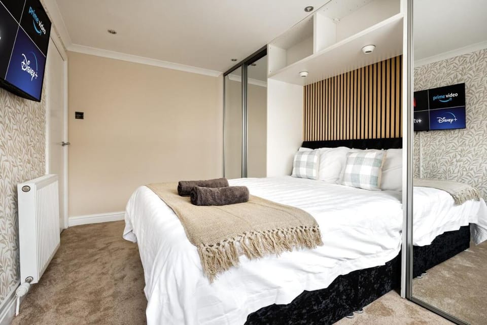 Spacious 3 Bed Home in Glasgow City With Free Parking House in Glasgow