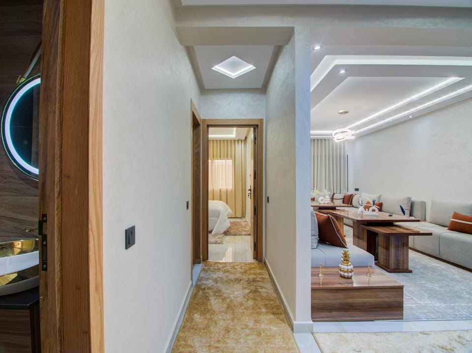 Living room, Photo of the whole room, Seating area