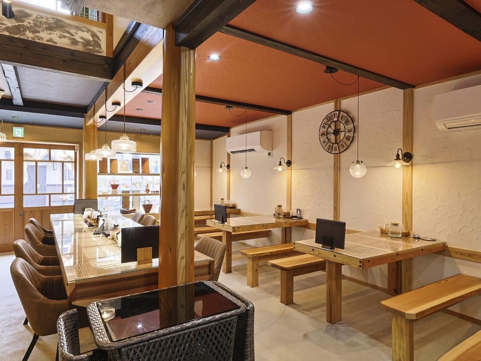 Restaurant/places to eat