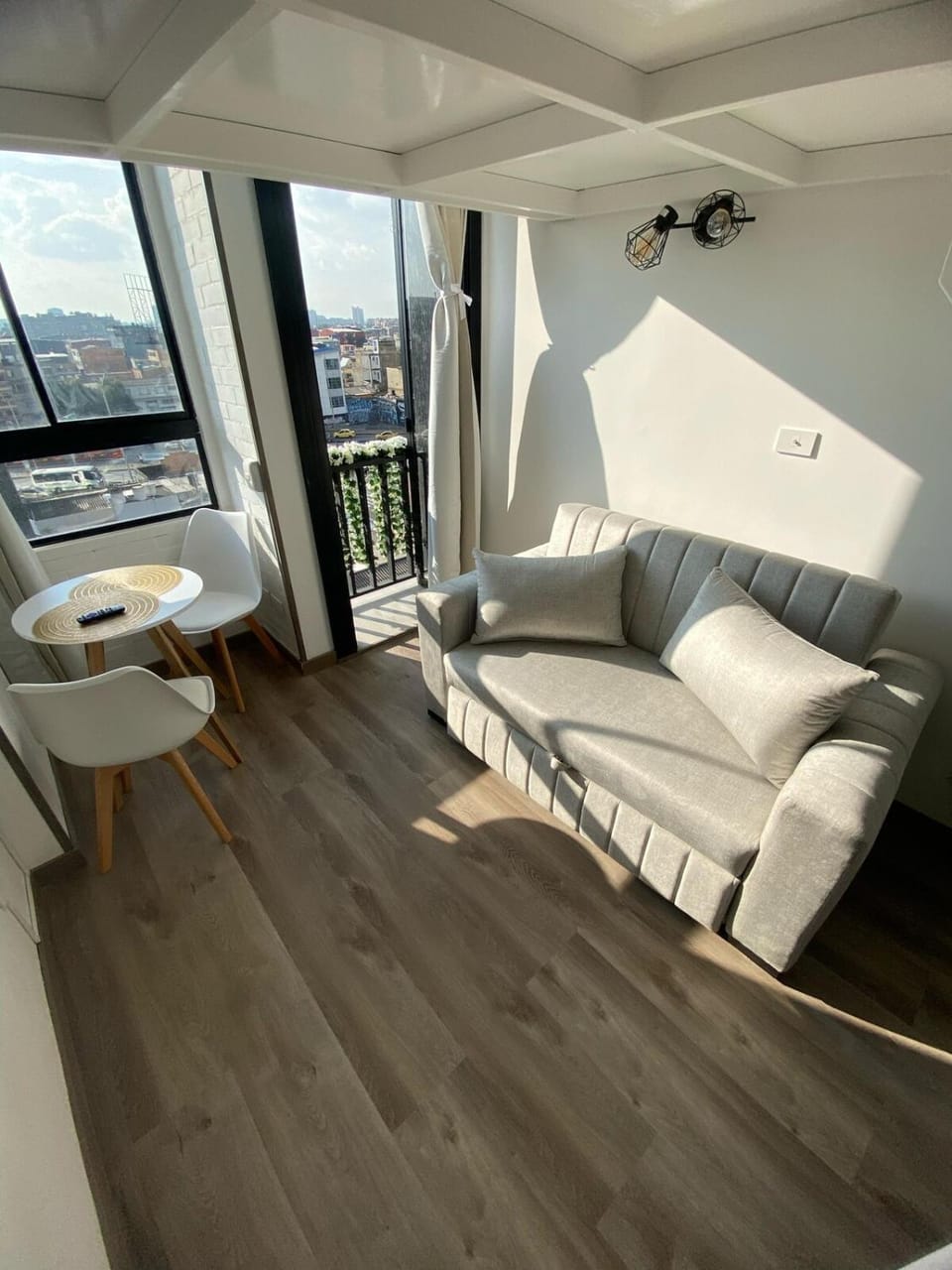 Balcony/Terrace, Living room