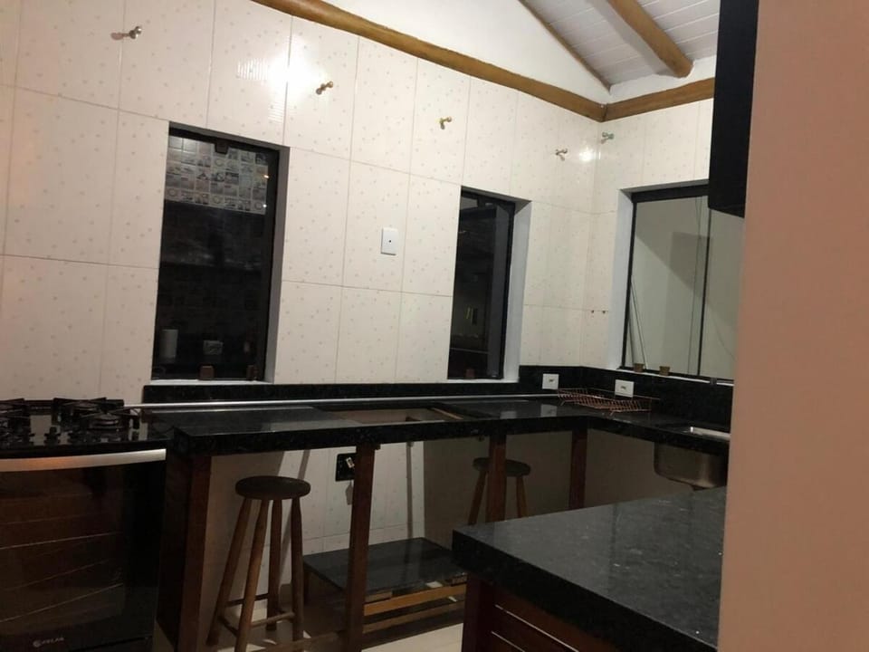 Cantinho Tropical House in Ilhabela