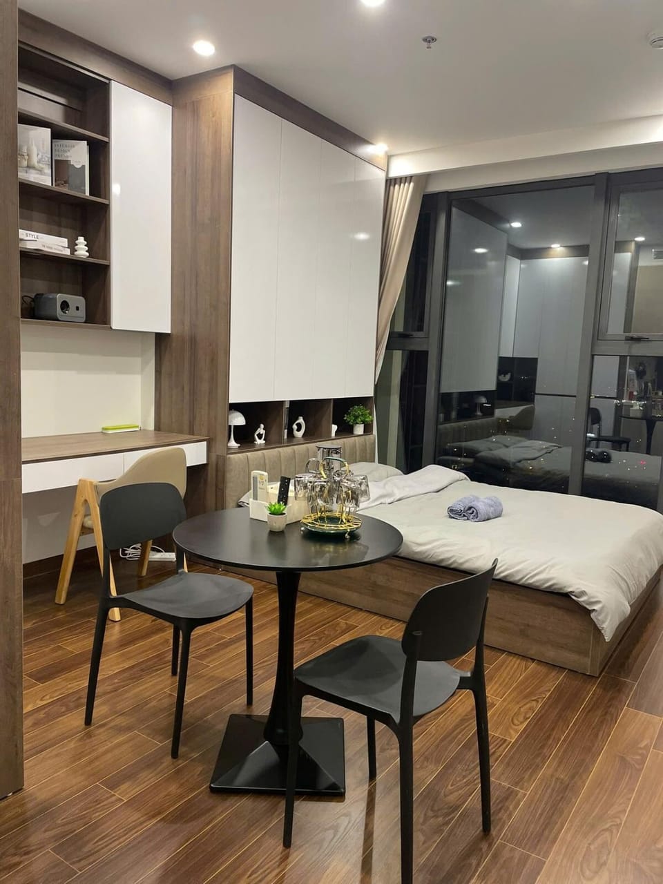 Photo of the whole room