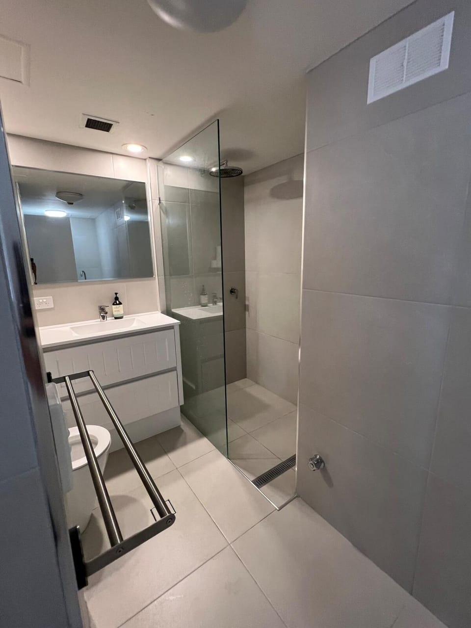 Shower, Bathroom