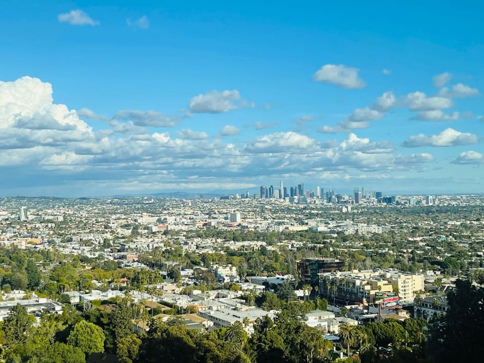 Hollywood hill stunning view cozy private room Vacation rental in Hollywood Hills