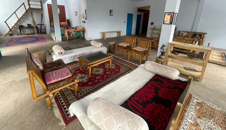 Pali Homestay Lansdowne Not Luxury but Stay with Legacy House in Uttarakhand