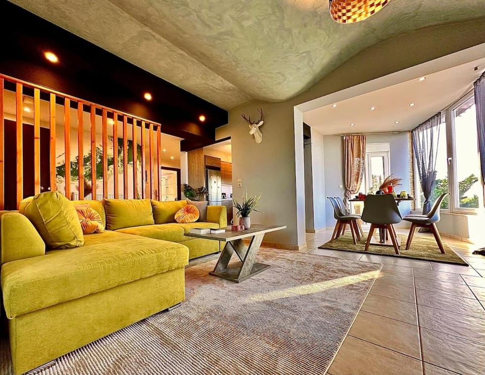Villa Myrtios with Private Pool & Jacuzzi Apartment in Crete