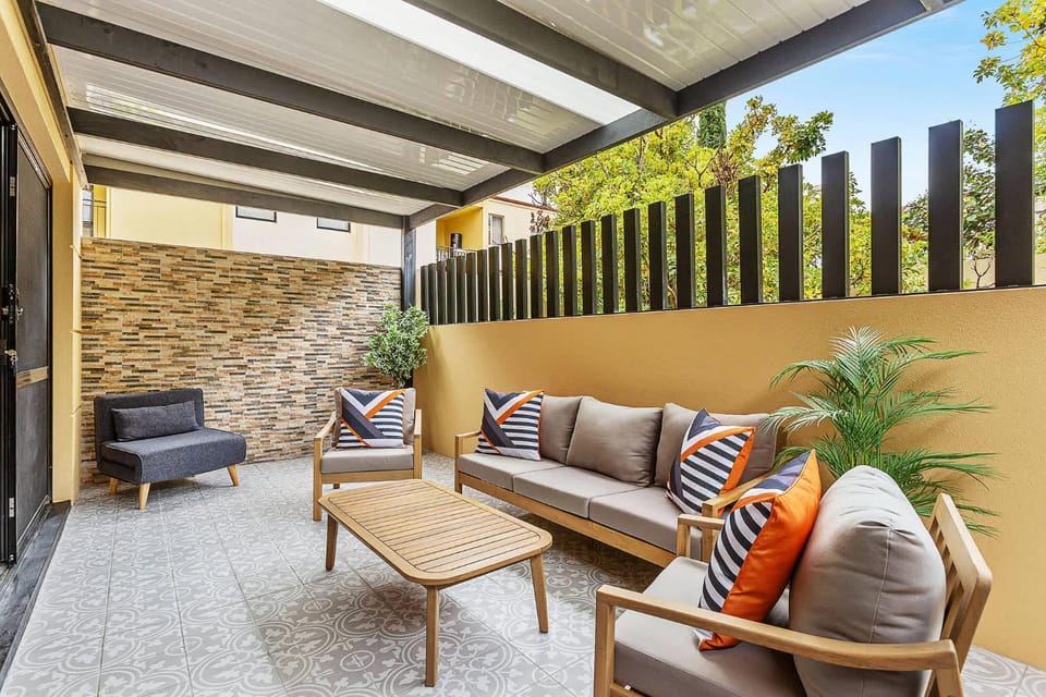Renovated Townhouse in Northbridge Apartment in Perth
