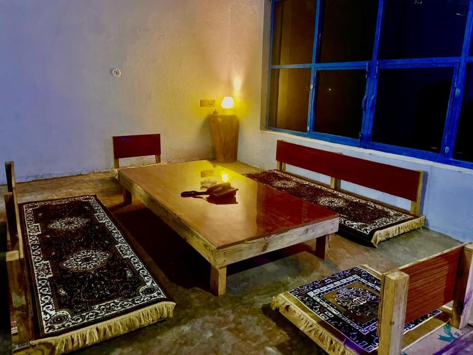 Activities, Living room, Decorative detail, Seating area