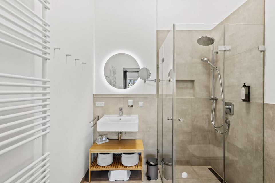 Shower, Bathroom