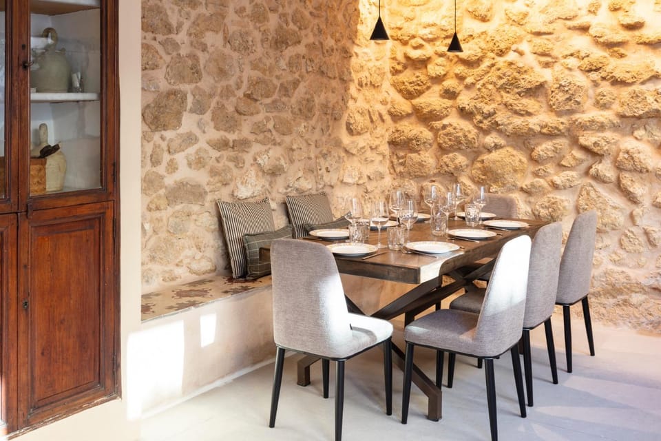 BBQ facilities, Dining area