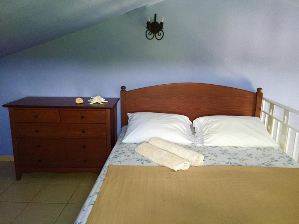 LUXURIOUS SEASIDE Villa SITHONIA HALKIDIKI House in Halkidiki