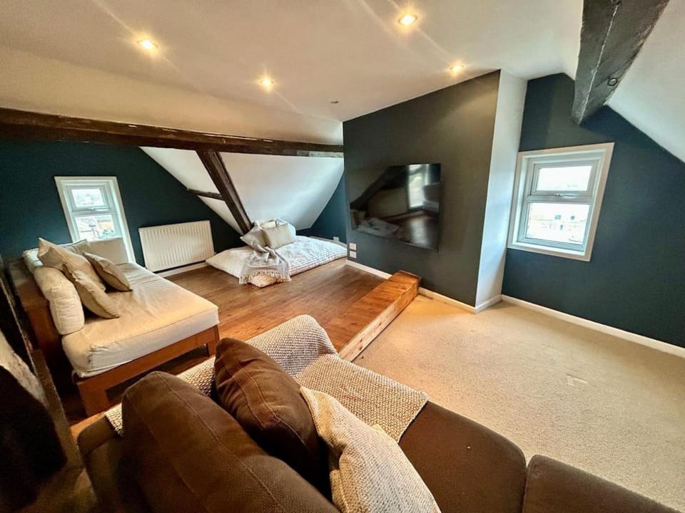 TV and multimedia, Living room