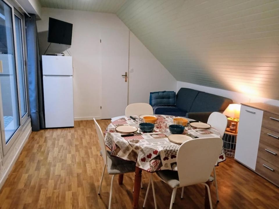 Sea Bird parking draps fournis piscine estivale Apartment in Arzon