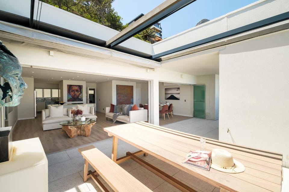 Balcony/Terrace, Balcony/Terrace, Living room, Seating area, Dining area