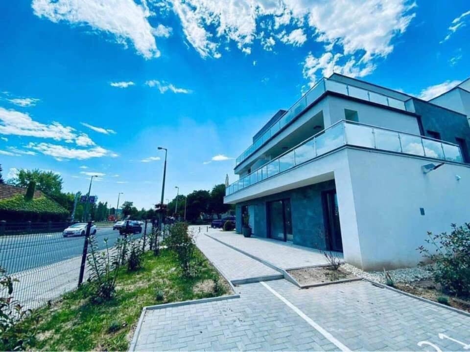 Property building, Parking