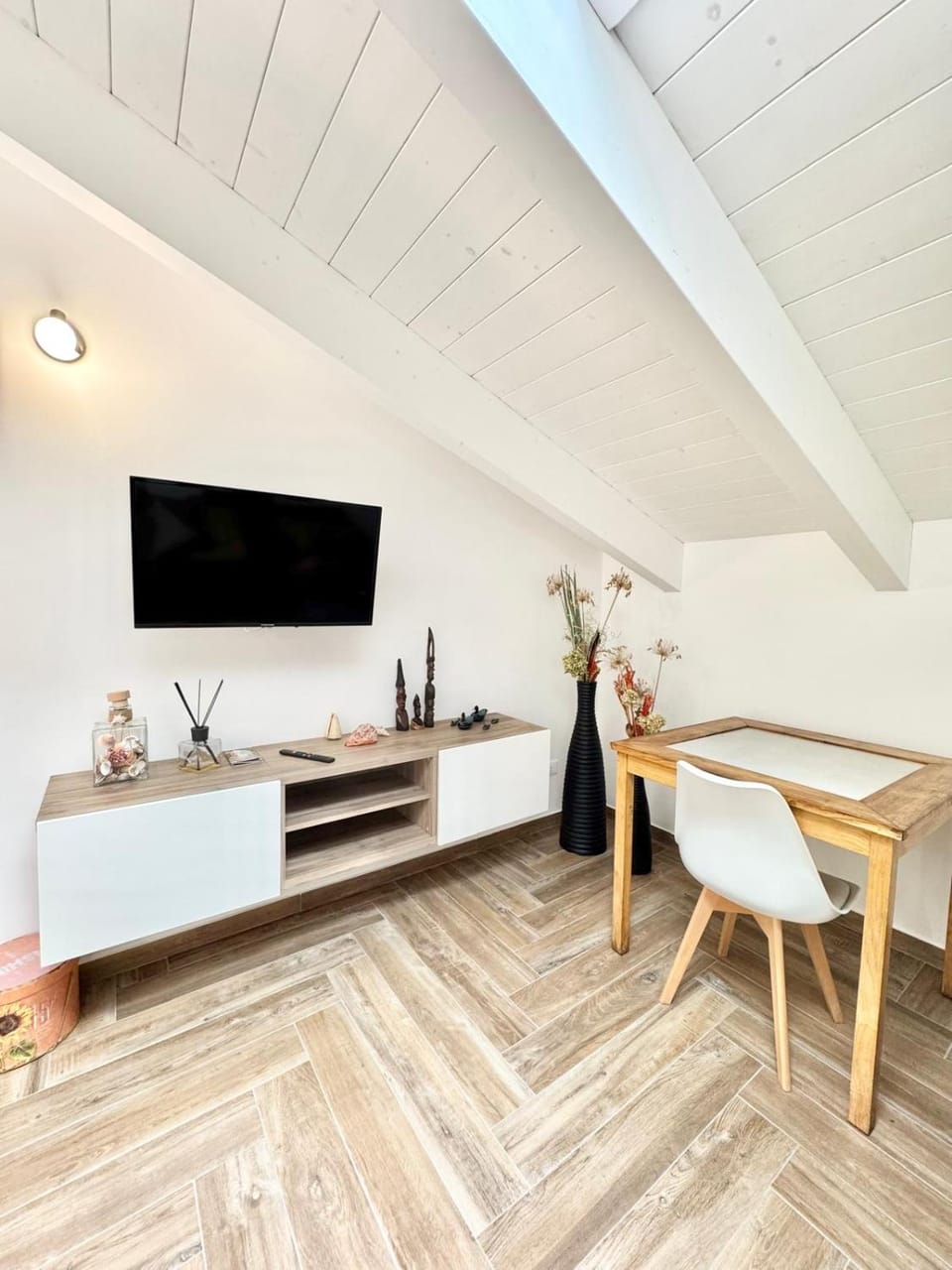 Hostdomus - Bellavista free parking Apartment in Pietra Ligure