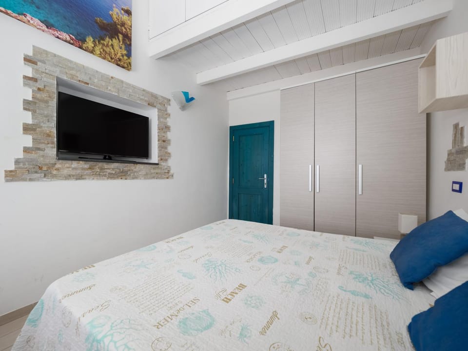 TV and multimedia, Bedroom