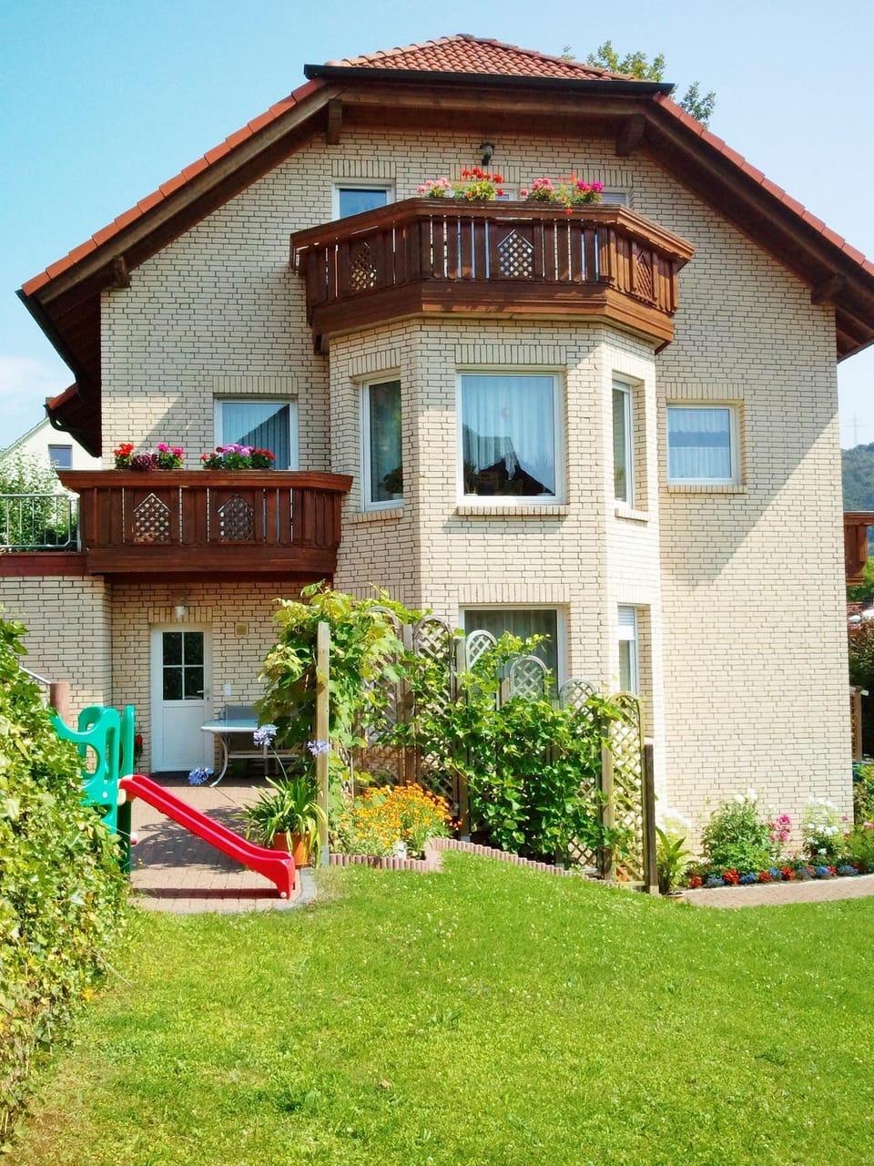 Patio, Garden, Garden, sunbed