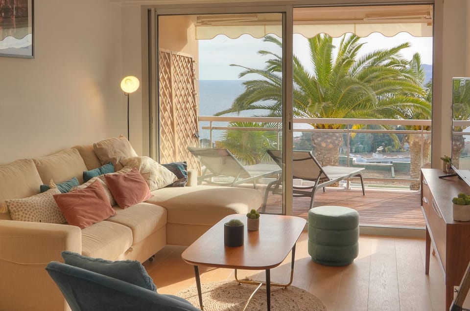 Patio, Living room, Sea view