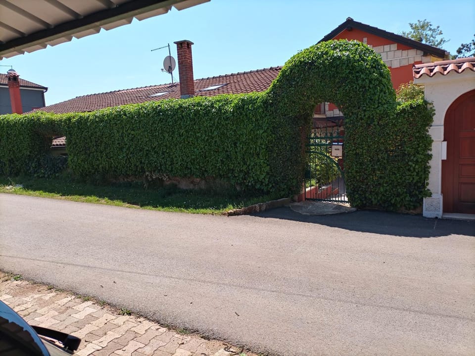 Apartments Umag 2376 Apartment in Istria County