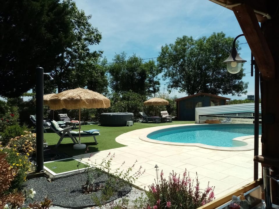 Laroclya Bed and Breakfast in Occitanie